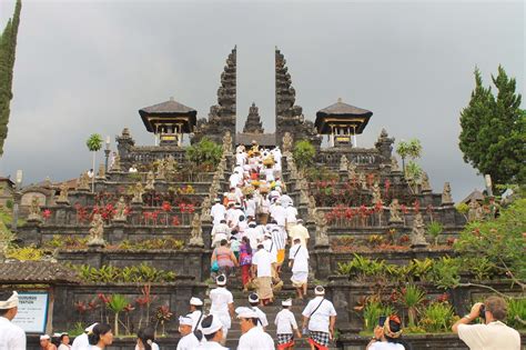 Besakih Pura Terbesar Di Bali Enjoy Bali Travel