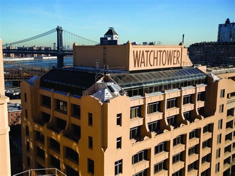 Jehovahs Witnesses Close To Finding A Buyer For Its Brooklyn Hq