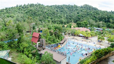 Tickets & tours for bukit gambang safari park in gambang. Bukit Gambang Resort City and Safari Park Weekend Getaway ...