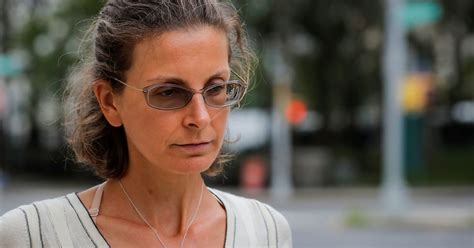 Clare Bronfman Sentenced For Role In Nxivm Cult Scandal Huffpost News