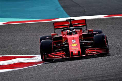 Vettel: Nem fekszik nekünk a bahreini pálya — F1VILÁG.HU