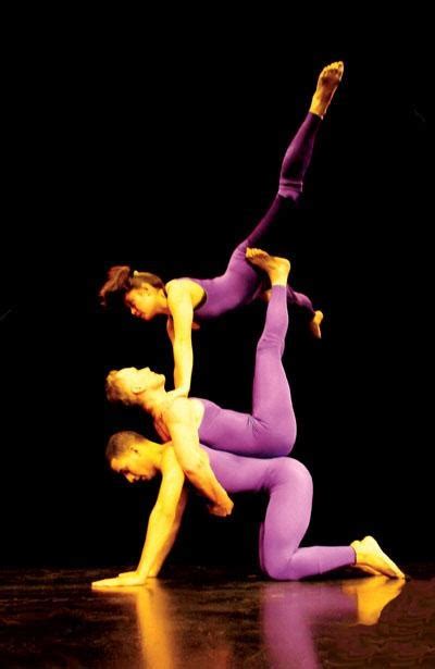 Galumpha To Combine Acrobatics Dance In New Paltz Performance