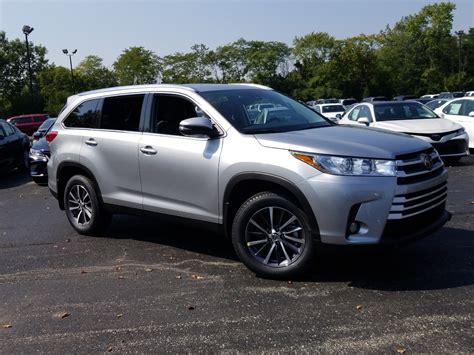 The highlander has a quiet interior, exceptional reliability ratings from leading analysts and strong fuel economy ratings. 2019 Toyota Highlander Black Edition - Toyota Cars Review Release Raiacars.com