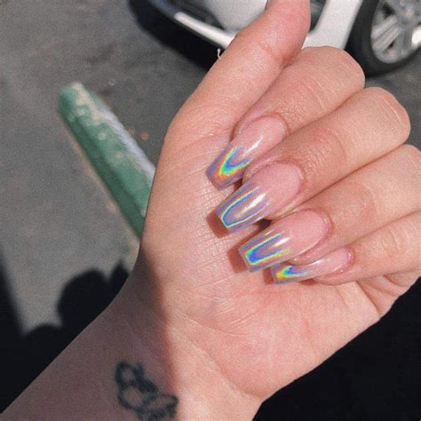 Holo Ombre Nail Art Is The Latest Manicure Trend That S Taking Over The Web Hike N Dip