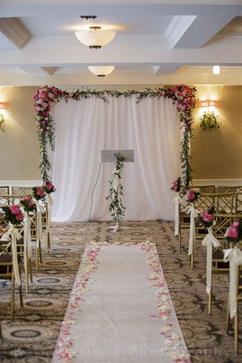 Simple Wedding Backdrop Ideas 4 Simple Wedding Decorations Wedding