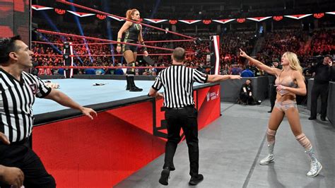 Raw 10 14 19 Charlotte Flair Vs Becky Lynch WWE Photo 43139230