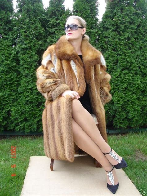 Pin By Furlover Voin On Fur Barynya Fox Fur Fur Fur Coat