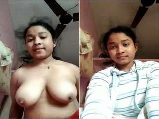 Sexy Desi Girl Showing Her Boobs And Pussy Part 2 Videbd