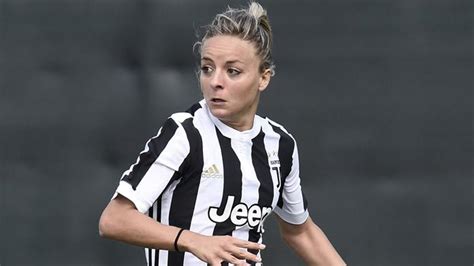 If you don't notice, everytime when there was a nice move, both from barça and juve, you could hear applause. Juventus Women, tante le convocate in Nazionale - Juventus ...