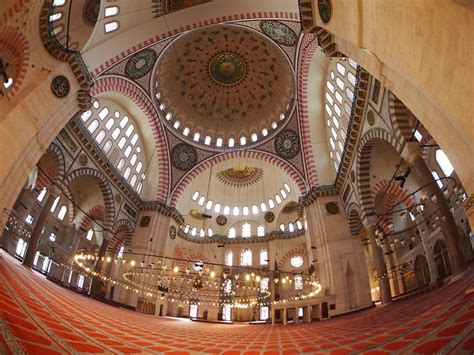 Through The Backstreets To Süleymaniye Mosque Two Year Trip