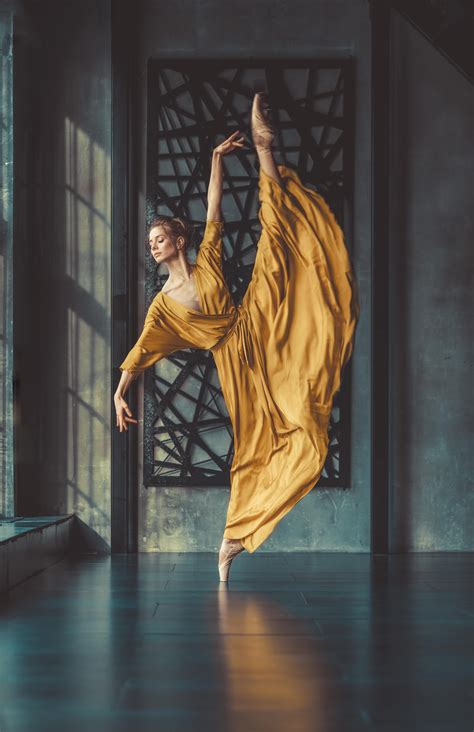 Interesting Photo Of The Day Ballet Dancer In Gold