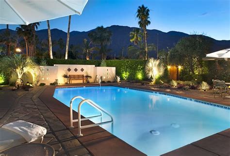 Best Clothing Optional Gay Resorts In Palm Springs