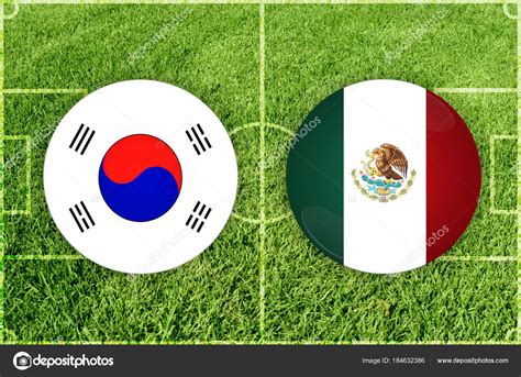 México y corea del sur se enfrentarán en el estadio de yokohama, en punto de las 6:00 horas, tiempo del centro de méxico. Corea del Sur vs México partido de fútbol — Fotos de Stock ...