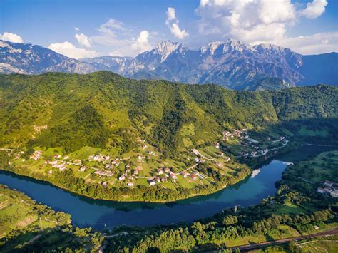 Conheça A Bósnia E Venha Visitar Este País Com A Into The Balkans