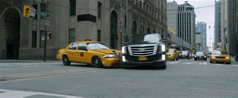 Imcdb Org Ford Crown Victoria In It Chapter Two