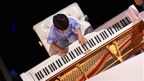 4 Yr Old Has No Idea How Talented He Is Plays The Most