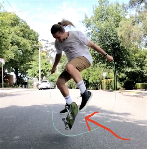 Jump Rope Skating Is The Coolest And Most Breathtaking Skateboarding