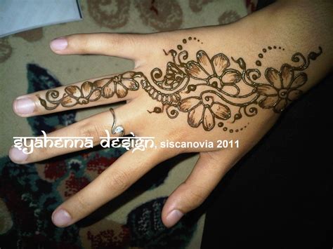 Check spelling or type a new query. Gambar Menarik Gambar Henna Simple Tahun 2017 | Teknik ...