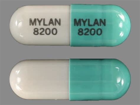 Pill Finder Mylan 8200 Mylan 8200 Gray Capsule Shape