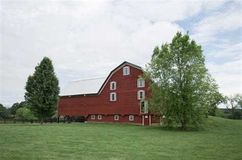 Red August Farm Waynesboro Va Wedding Venue Rustic Barn Styled Shoot
