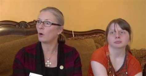 Mom Is Nervous As Deaf Daughter Orders Chick Fil A Using Sign Language