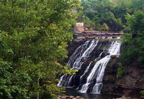 18 Ohio Waterfalls That Run Fastest In The Springtime Akron Ohio Moms