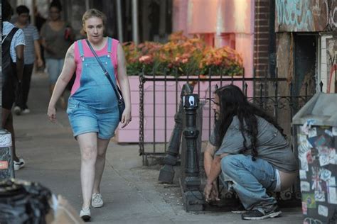 Pregnant Lena Dunham Cant Believe Her Eyes As She Witnesses A