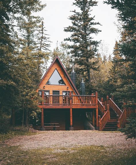 These Cozy Cabins Will Make You Want To Travel In A Heartbeat House