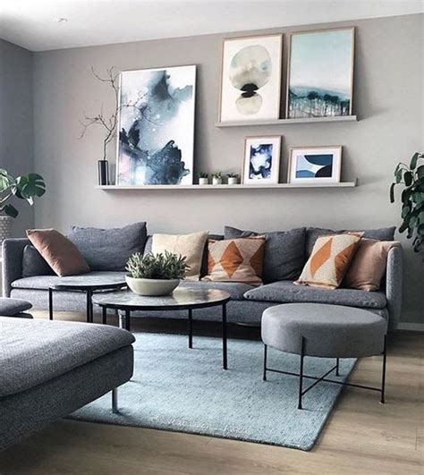 27 Stunning Living Room Wall Decor Ideas Displate Blog Modern