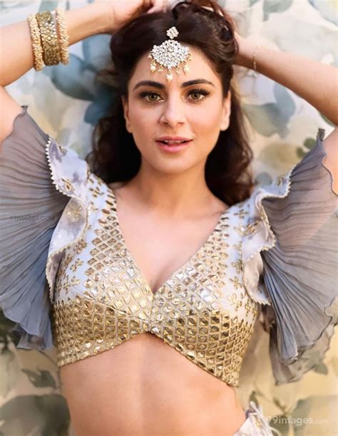 🔥shraddha Arya Latest Hot Hd Photos Wallpapers 1080p Instagram Facebook 1109704