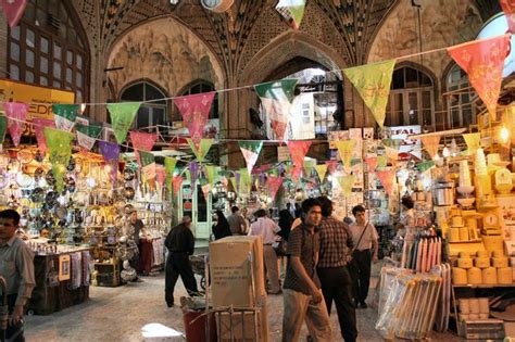 Tehran Bazaar In 2021 Bazaar Tehran Street
