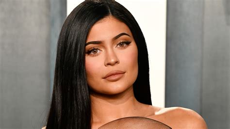 Kylie Jenner Posed Naked And Covered In Blood To Announce Her New My Xxx Hot Girl