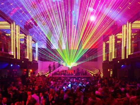 18 Best Clubs In Miami To Party All Night Long