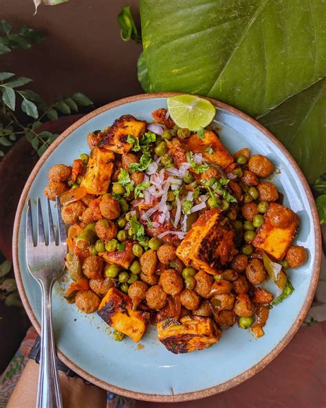 Life With Spices Soya Chunks Green Peas Paneer Sabzi Recipe Low Carb