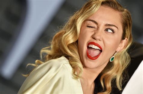 Miley Cyrus Shoots Down Pregnancy Rumors With A Little Help From Egg