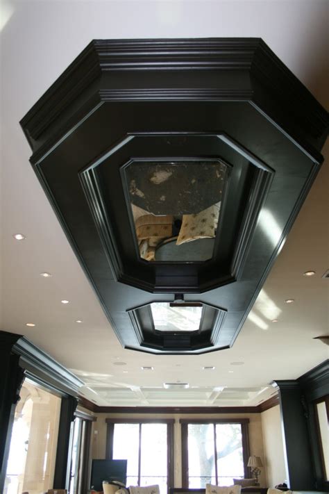And if there is one thing that screams architectural detail it is a coffered ceiling! Coffered Ceiling with Mirror Inlay - Allservices Frameless ...