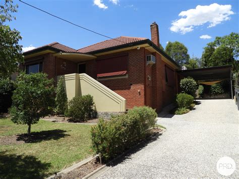 620 Lindsay Avenue Albury Nsw 2640 House For Rent Domain