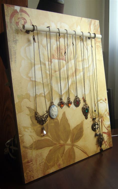 For today's diy, i am going to show you two designs to make your own, homemade necklace and bracelet holder. Peacock Tres Chic: DIY Jewelry Display made with wood and ...