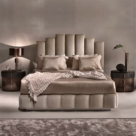 Luxury Italian Designer Velvet Upholstered Bed Velvet Upholstered Bed
