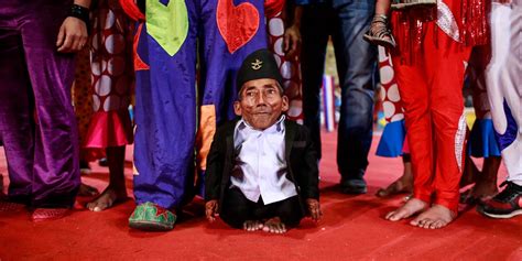 Life Of The Worlds Shortest Man Business Insider