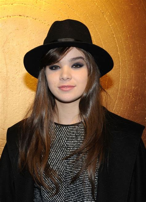 Hailee Steinfeld At Prabal Gurung Fashion Show In New York Hawtcelebs