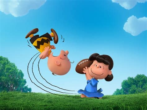 First Look Peanuts Gives A Kick To Super Bowl Weekend