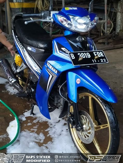 Rahasia membuat pola stiker motor stiker motor pola striping motor scoopy cdr download, apakah anda pernah berfikir bagaimana cara membuat pola stiker motor bagaimana pola tersebut dapat pas dengan dekal striping motor xmax new. Jual striping yamaha vega r new sirius GP di lapak Daps ...