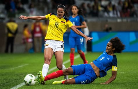 O brasil venceu a colômbia por 2 a 1 e fechou a oitava rodada das eliminatórias da copa do mundo 2018 com 15 pontos, na segunda posição, apenas um ponto atrás do líder uruguai. Colombia cayó ante Francia en su debut en Río 2016 | CONMEBOL