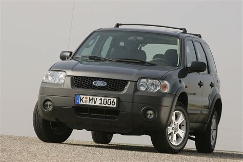 Projetado para conquistar um número cada vez maior de pessoas que adoram se afastar da cidade e passar tempo ao ar livre com sua família. Ford Maverick (Форд Маверик) 2020 - обзор модели c фото и ...
