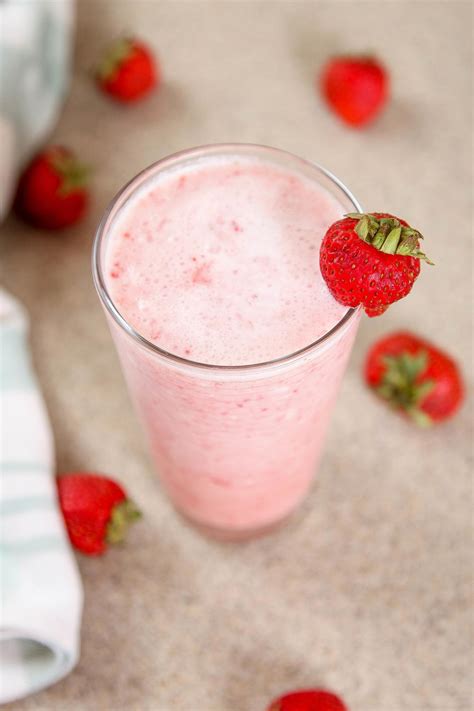 What are the ingredients in pink drink starbucks? Copycat Starbucks Pink Drink | FaveSouthernRecipes.com