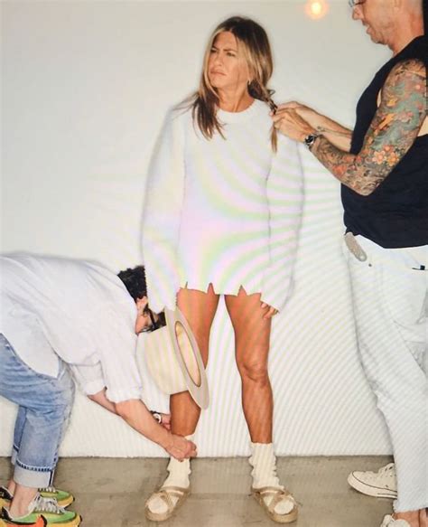 Jennifer Aniston Shared Behind The Scenes Pic Of Her Woke Up Like This