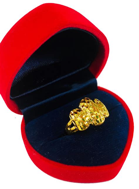 10 gram free ukir nama dalam cincin emas, kotak cincin emas dan garansi resize cincin kawin proses pembuatan paling lama 2 minggu ( 14 hari ) harga sewaktu waktu bisa berubah tanpa. CINCIN PULUT DAKAP (IV)