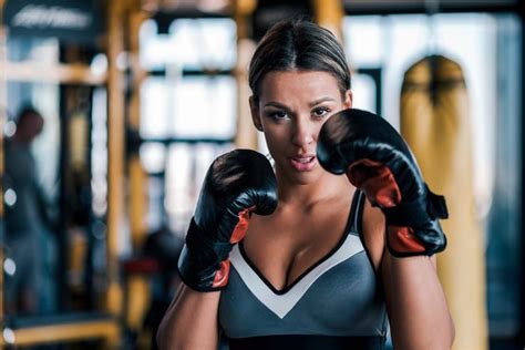 The Beginners Guide To Womens Boxing Gloves
