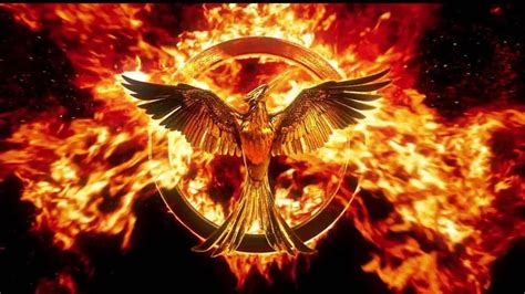 Back in district 13 after demolishing the hunger games, katniss reluctantly becomes the icon of a groundswell rebellion against the capitol. The Hunger Games: Mockingjay Part 1 trailer: Katniss ...